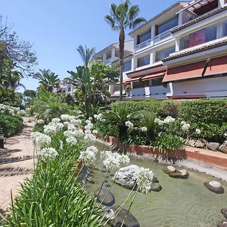 Apartment 1105 Beachfront Golden Mile *