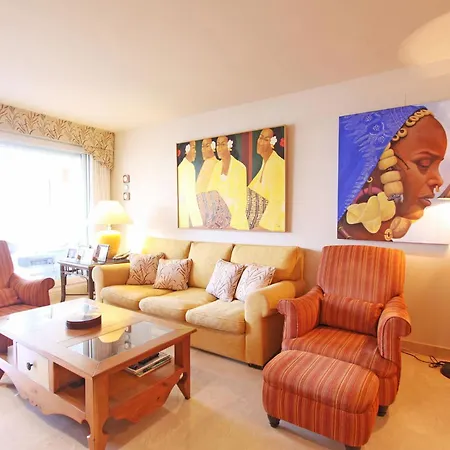 1105 Beachfront Golden Mile * Marbella
