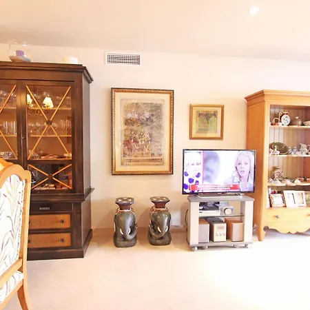 1105 Beachfront Golden Mile *