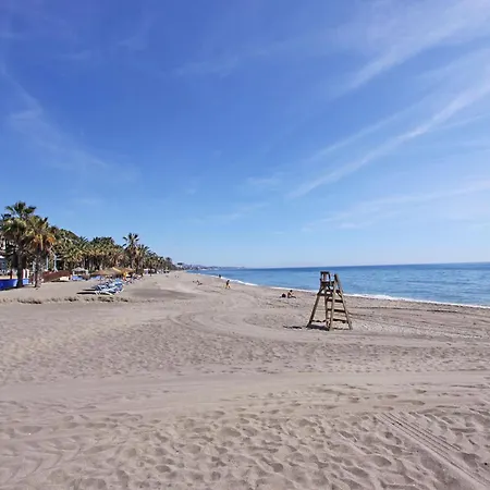 1105 Beachfront Golden Mile Apartment *