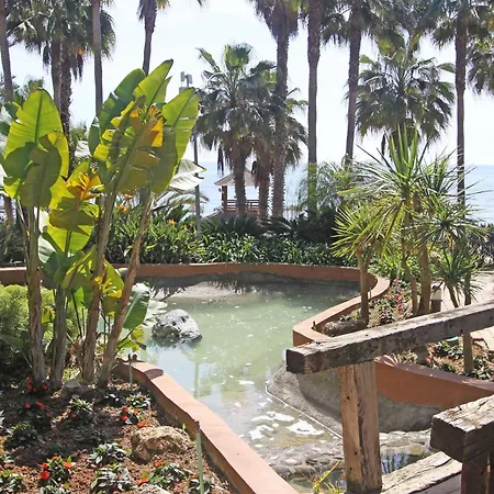 1105 Beachfront Golden Mile * Marbella