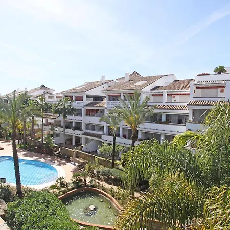 1105 Beachfront Golden Mile *